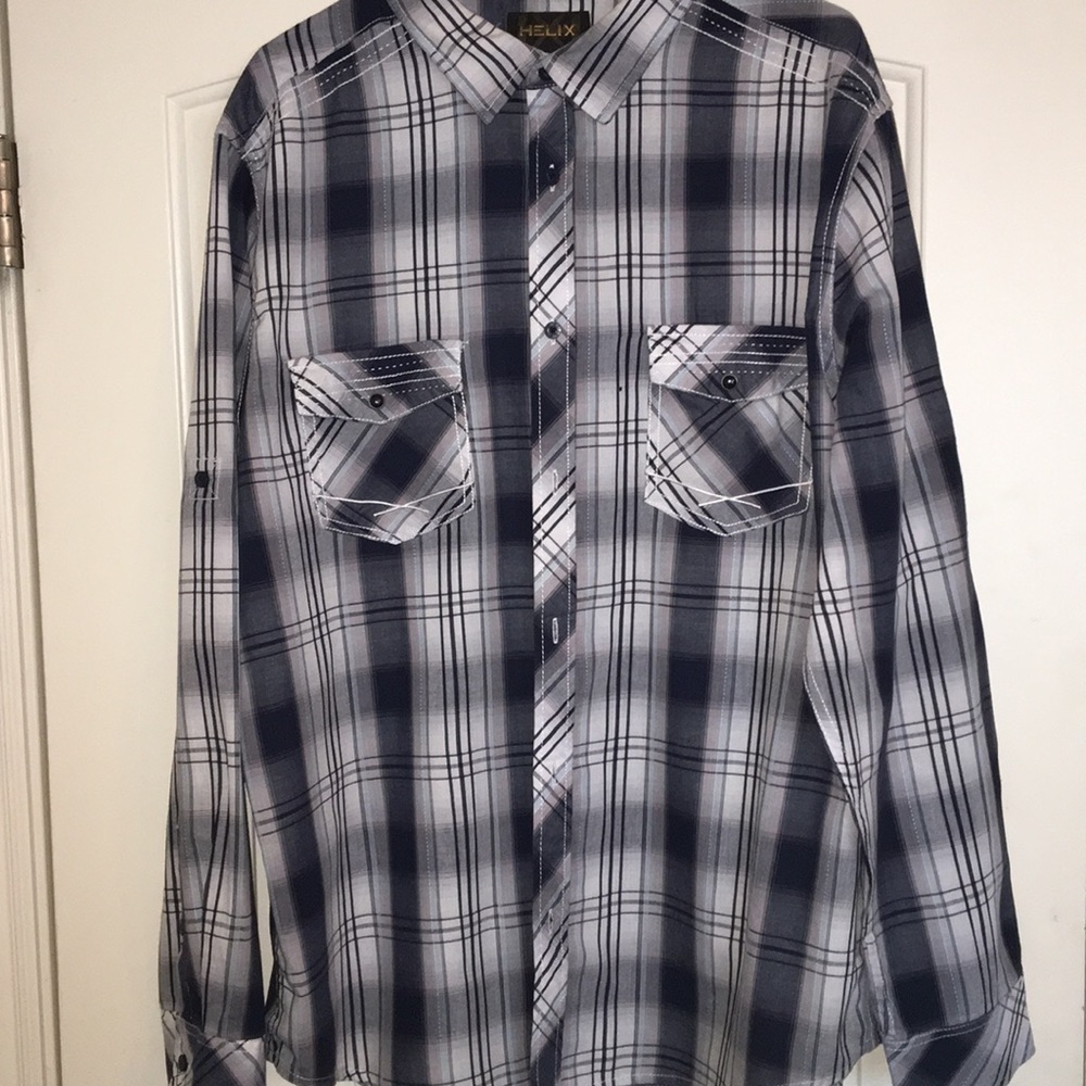 Men’s XXL Helix Button down